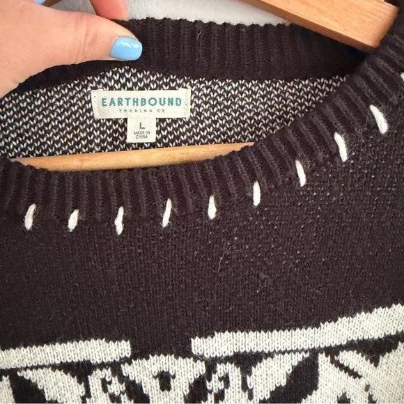 EARTHBOUND TRADING CO. > Skeleton Sweater - Picture 5 of 6